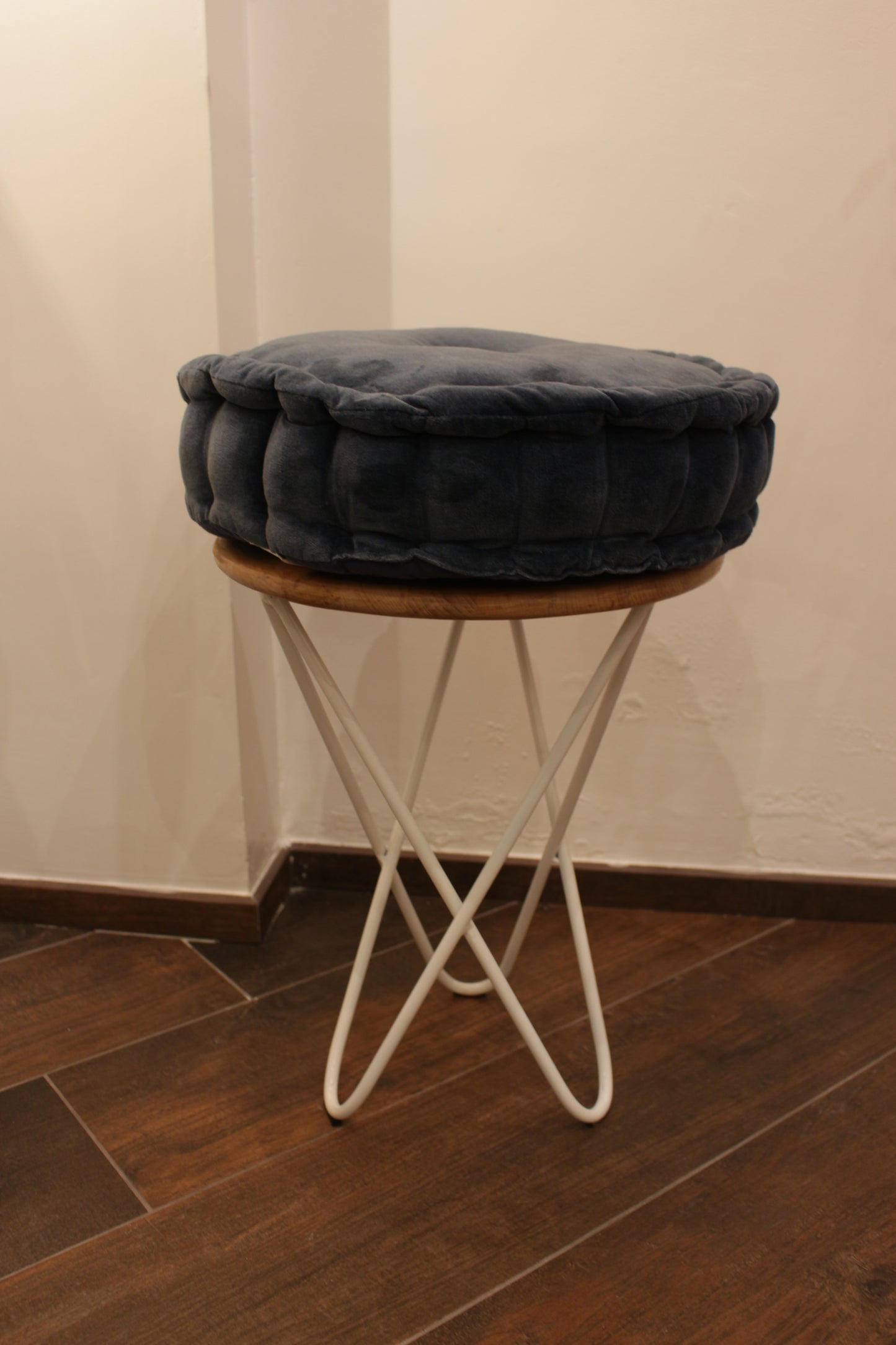 "DIMITRI" design stool