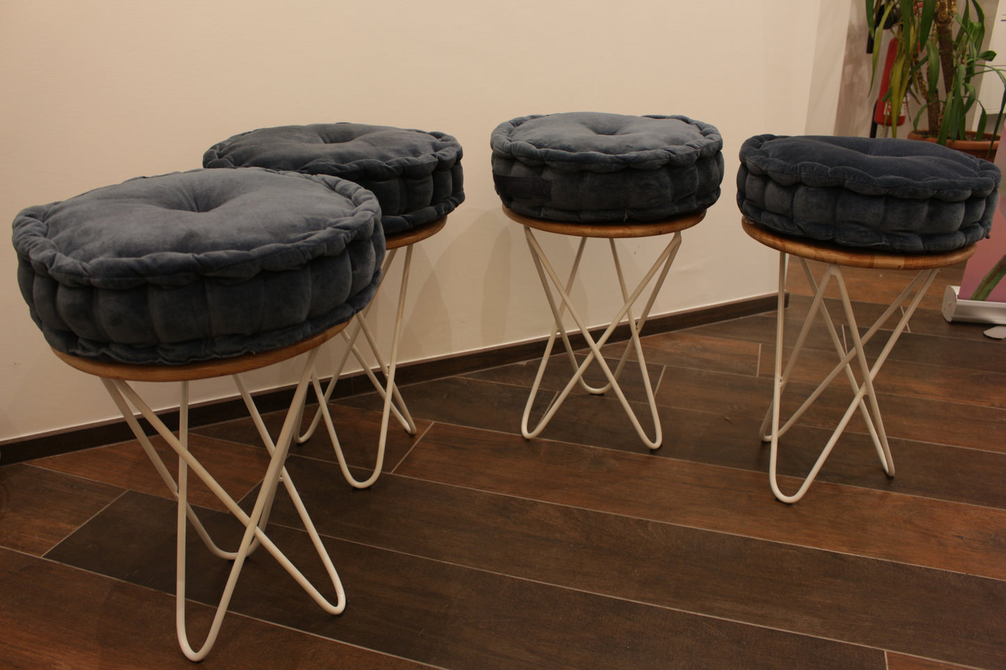 "DIMITRI" design stool
