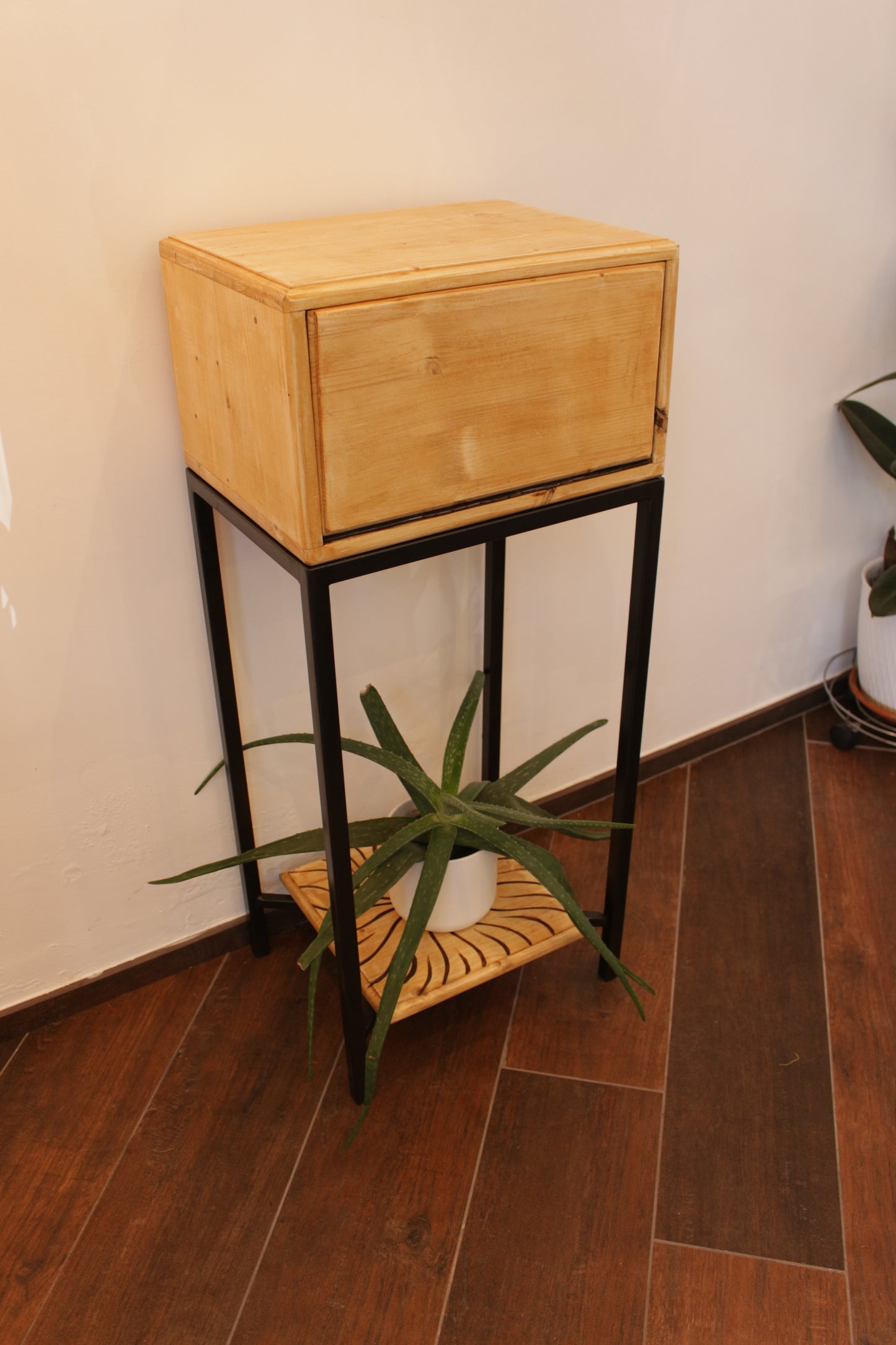 wall console for entrances