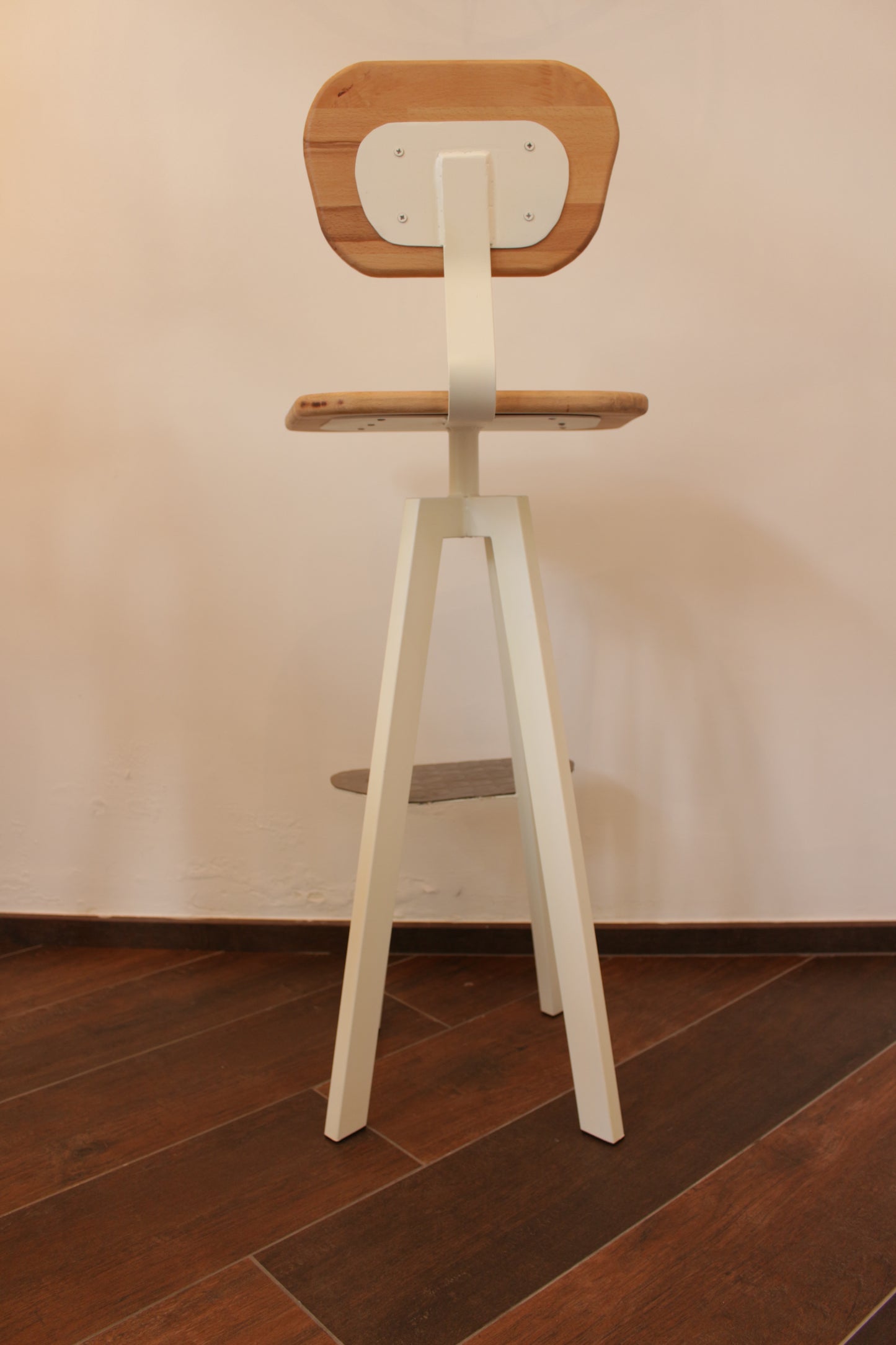 "PAOLA" stools